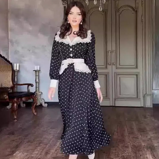 Robe à Col Claudine en Dentelle avec Imprimé à Pois